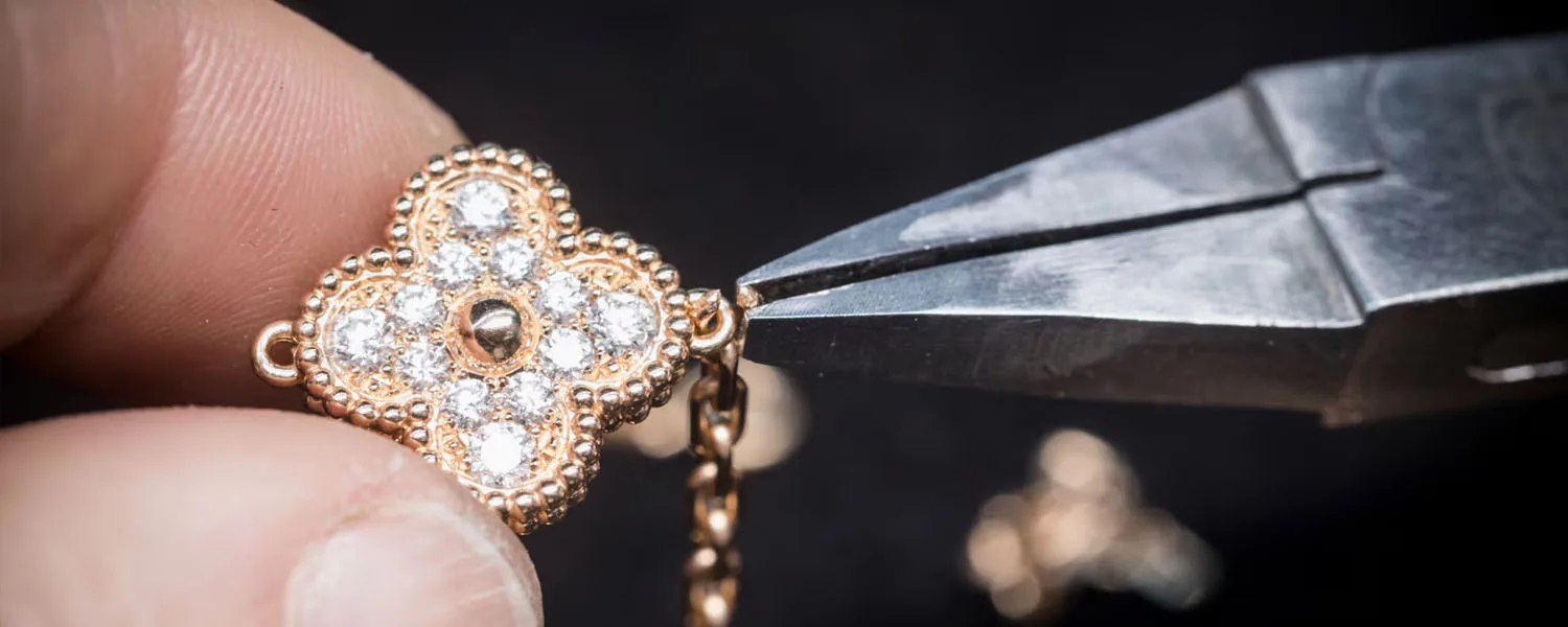 Designer jewelry buyer