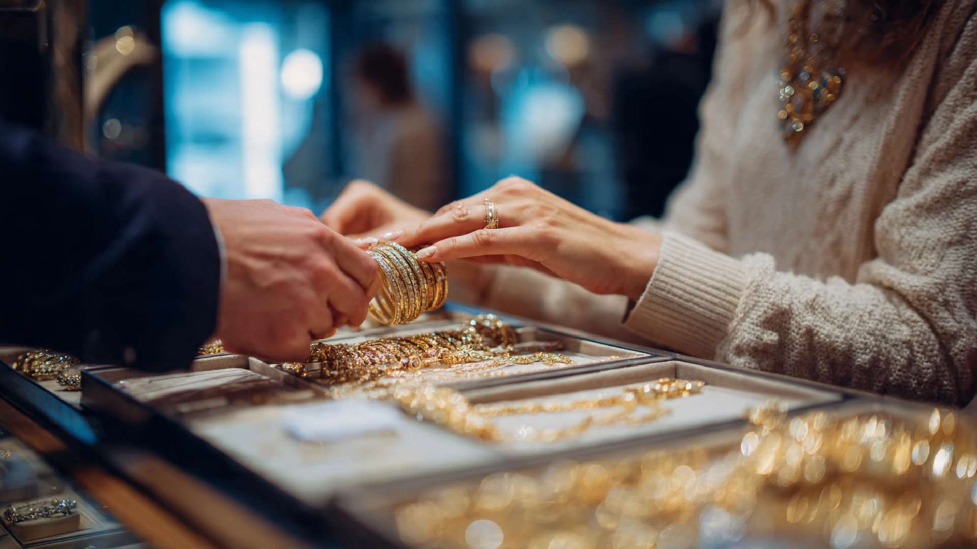 Do Pawn Shops Buy Gold