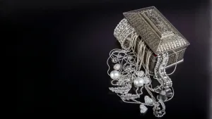 Top Silver Items with the Highest Pawn Value (Bullion, Coins & More)